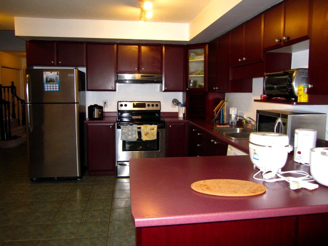 kitchen1.JPG
